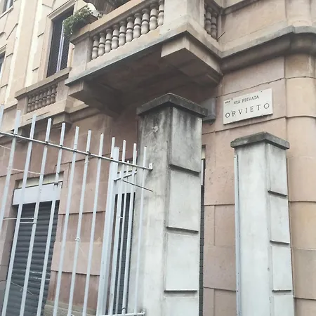 Luxury Design Downtown - Free Parking Appartement